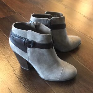 Carlos Santana booties